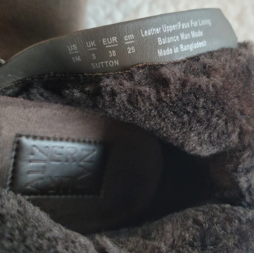 Naturalizer Sutton Suede Boots Faux Fur Lined Taupe Size 8 Like New Comfort
